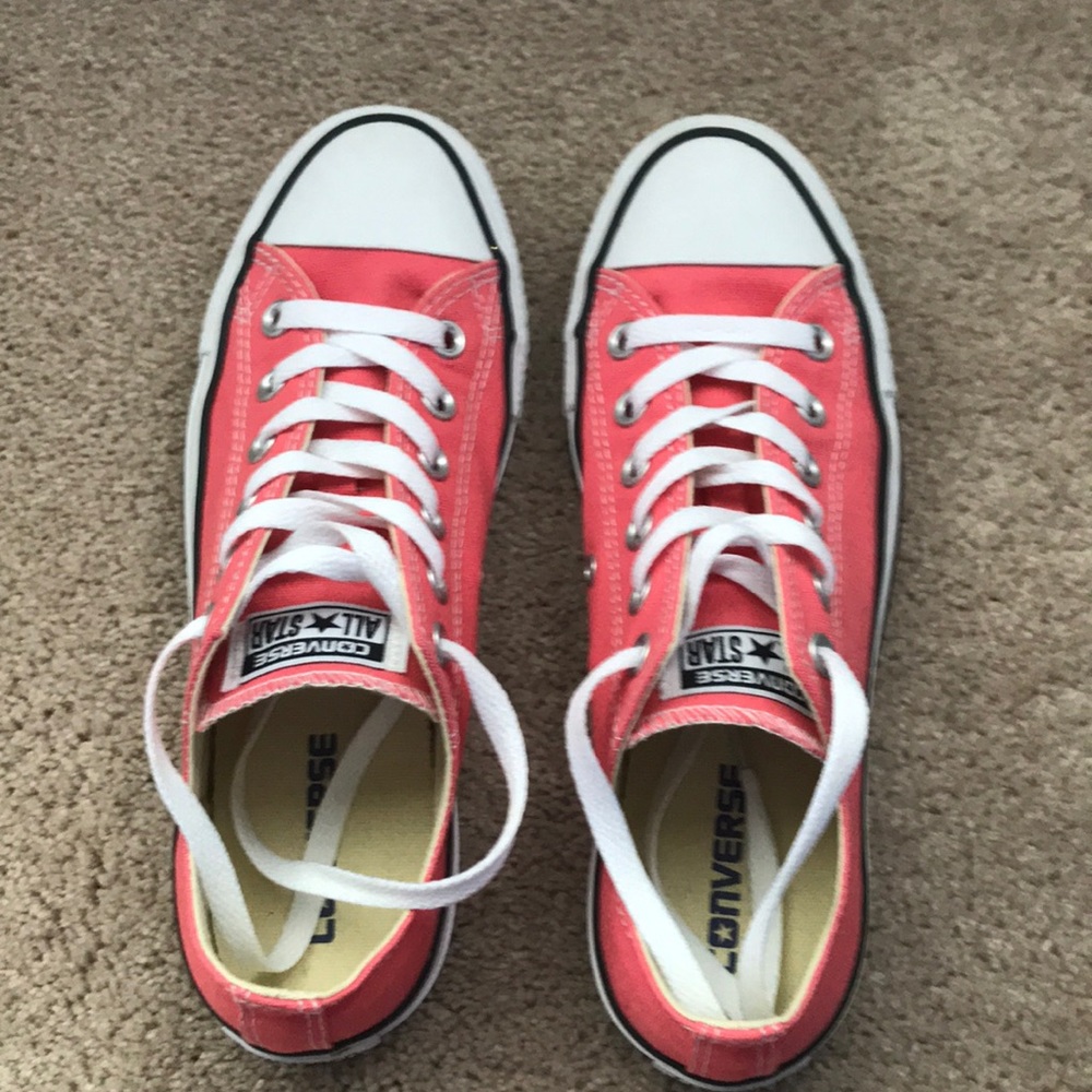 Converse All Star Coral size 8